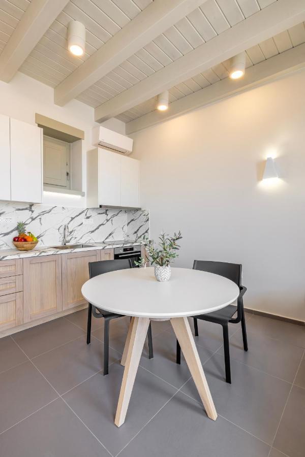 Chalki Sunrise Suites المظهر الخارجي الصورة
